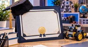 مدرک مربیگری رباتیک برای شروع تدریس رباتیک
